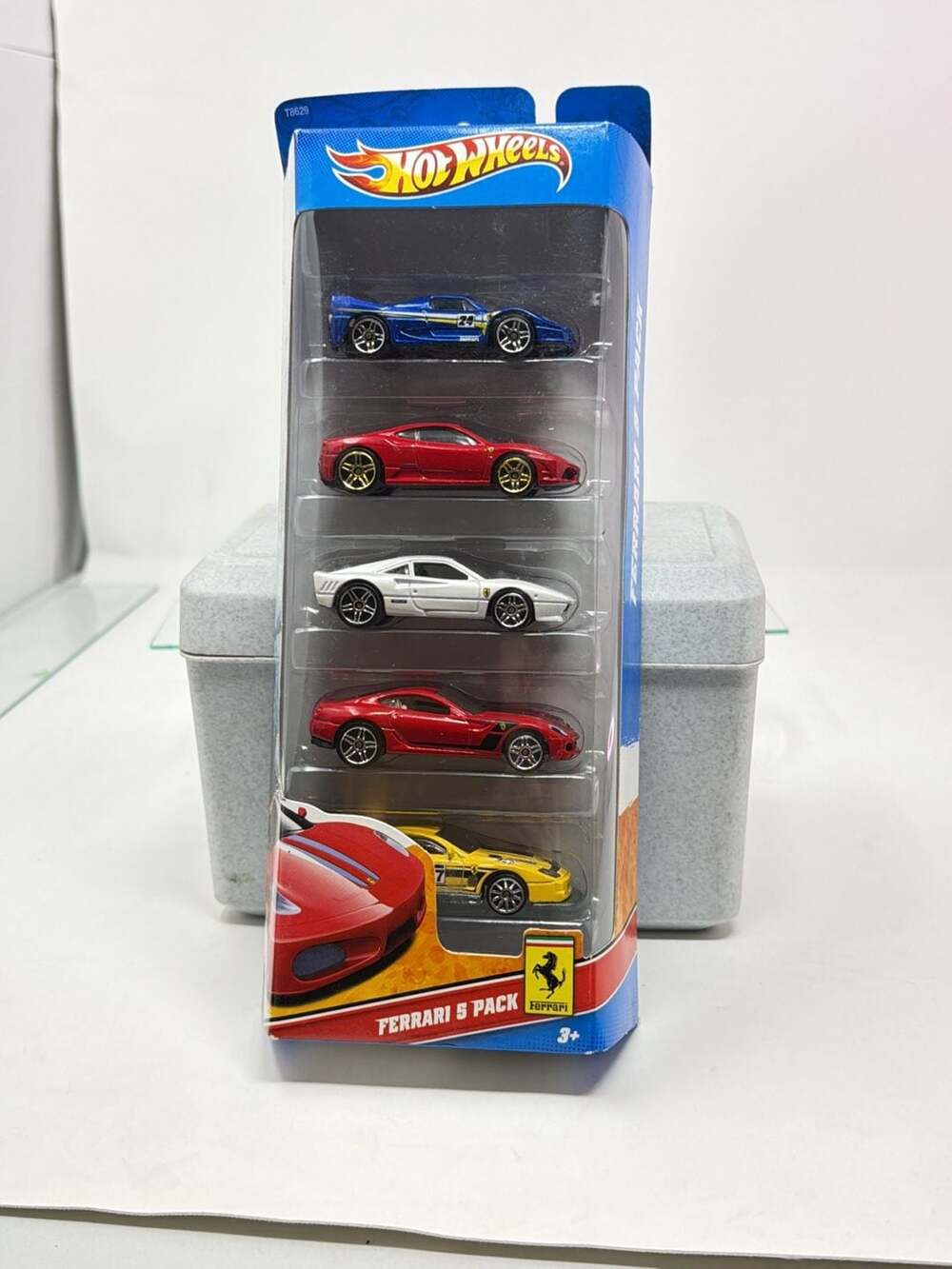 Hot Wheels Ferrari 5 Pack T8629 Diecast Car Set